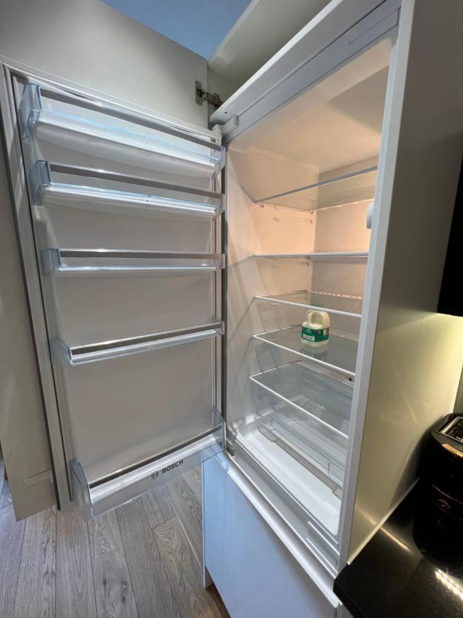 Lovely Apartment In The Centre Of Croydon Eksteriør billede